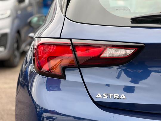 Vauxhall Astra Photo at-ea1cca59e62c4550b6f46283316ef572.jpg