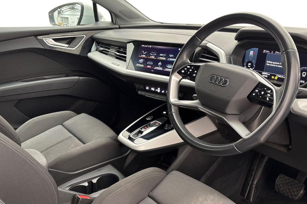 Audi Q4 Photo at-ea3594e7bf394fb3b9e1f46f49e9ef25.jpg