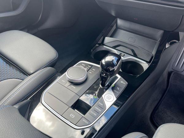 BMW 1 Series Photo at-ea38e4eeb8664c8b92466c99890d1a75.jpg