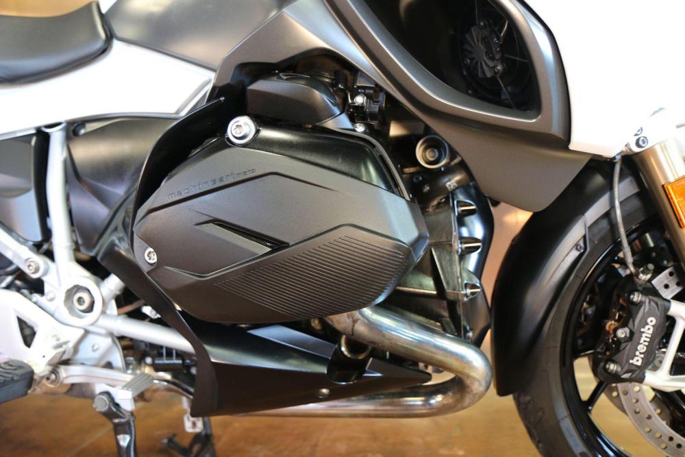 BMW R 1200 RT Photo at-eaa4ffd62ab446ffbbb7e5adb4ec2bf2.jpg