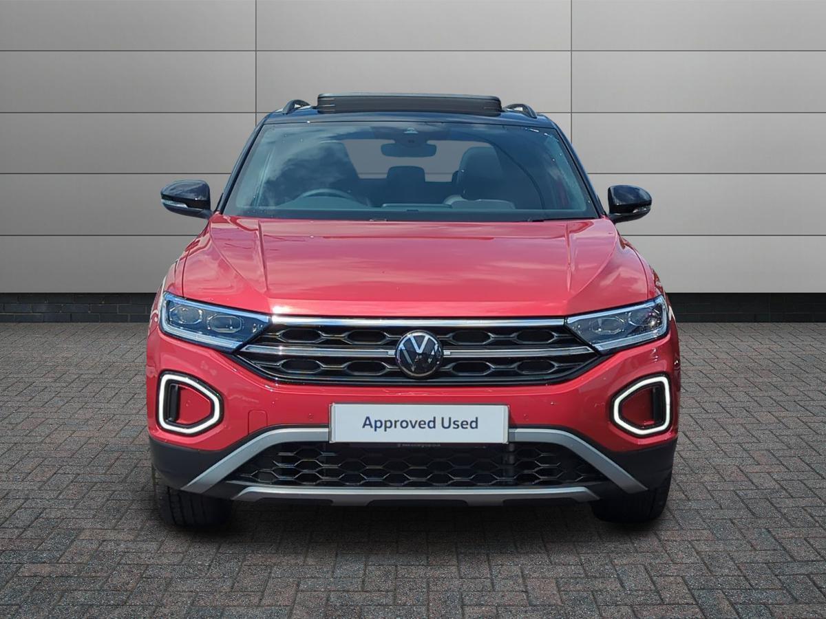 Volkswagen T-Roc Photo at-eab30d5a091e46738ccaf208baf72d54.jpg