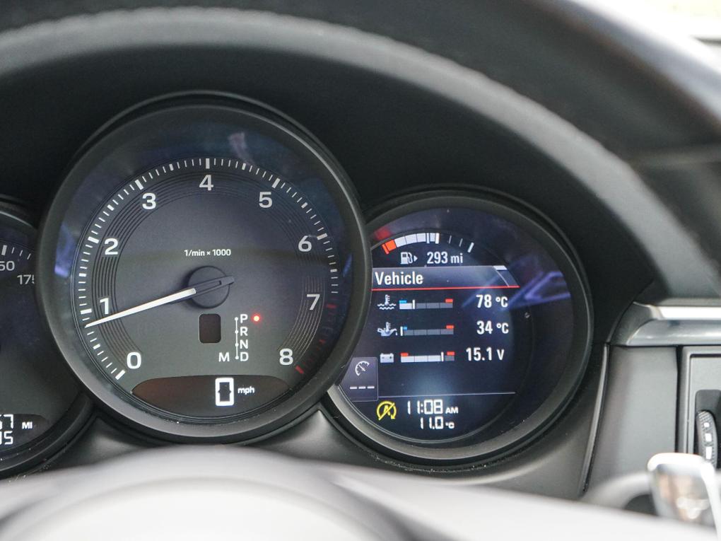 Used Porsche Macan LX72PFK 24