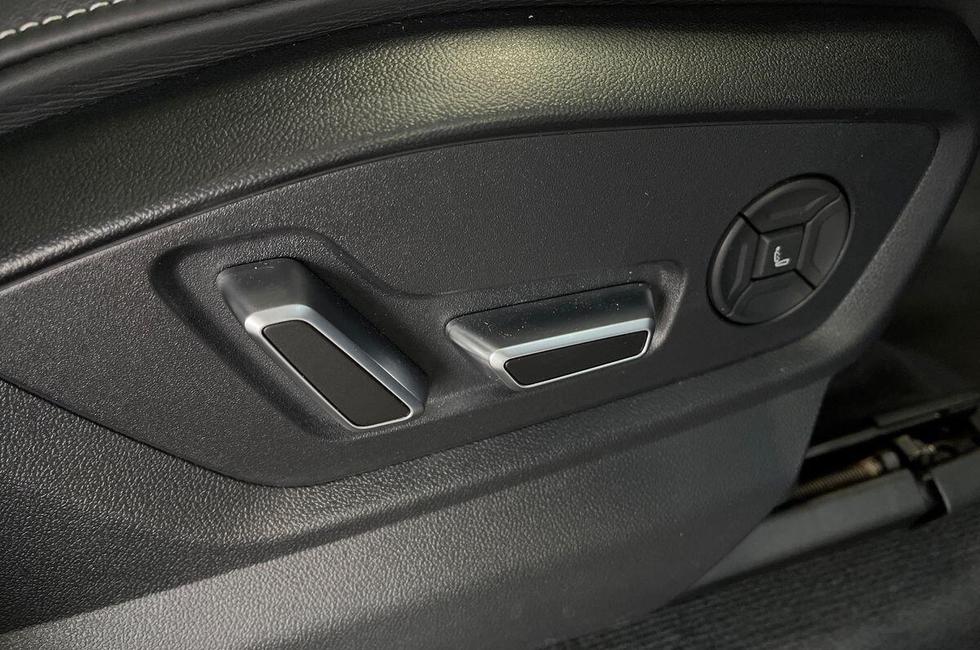 Audi Q8 Photo at-eae7ea8fbf3543f5a036246fe2a42ea2.jpg