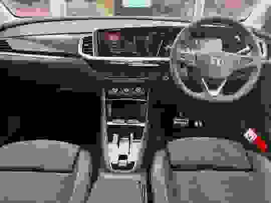 Vauxhall Grandland Photo at-eaf3fcc3926a47dd9a90c6aa4bd24ecf.jpg