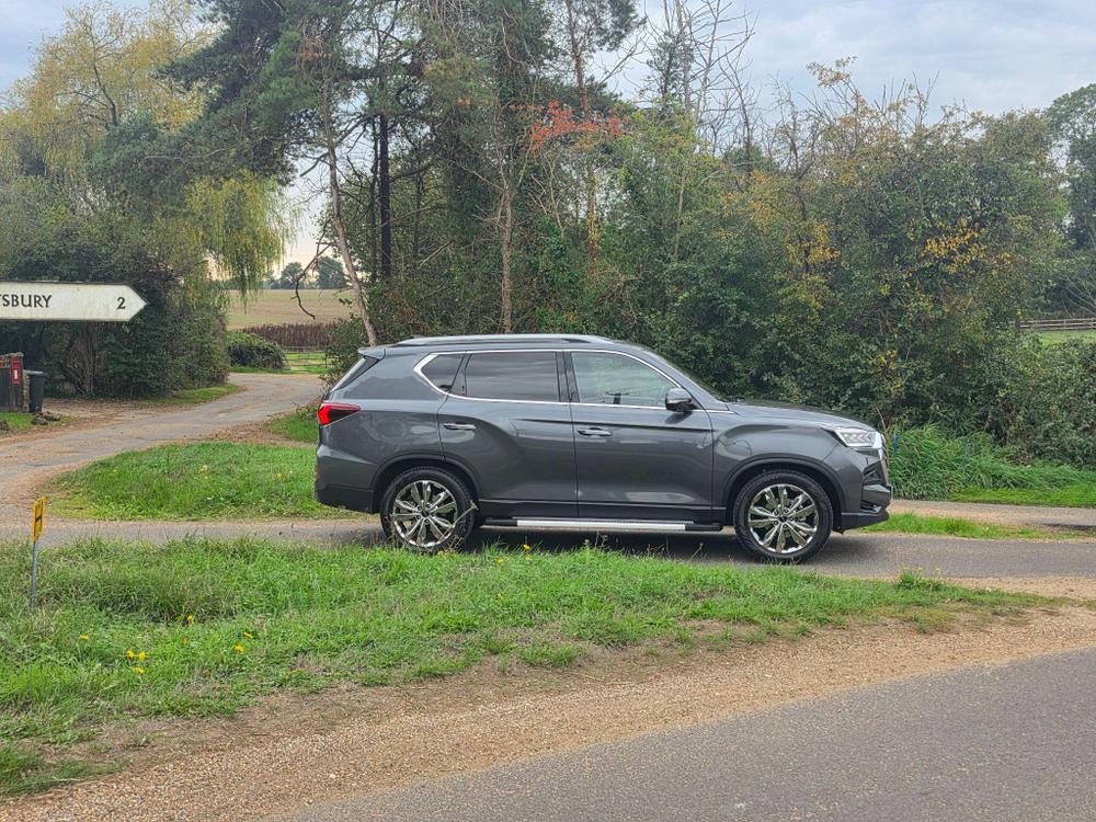 KGM Rexton Photo at-eafa3407146d4681b323b558a6fda68a.jpg