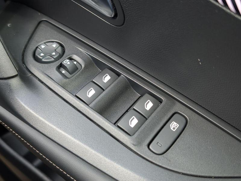 Used Peugeot 2008 KP75ZXC 26