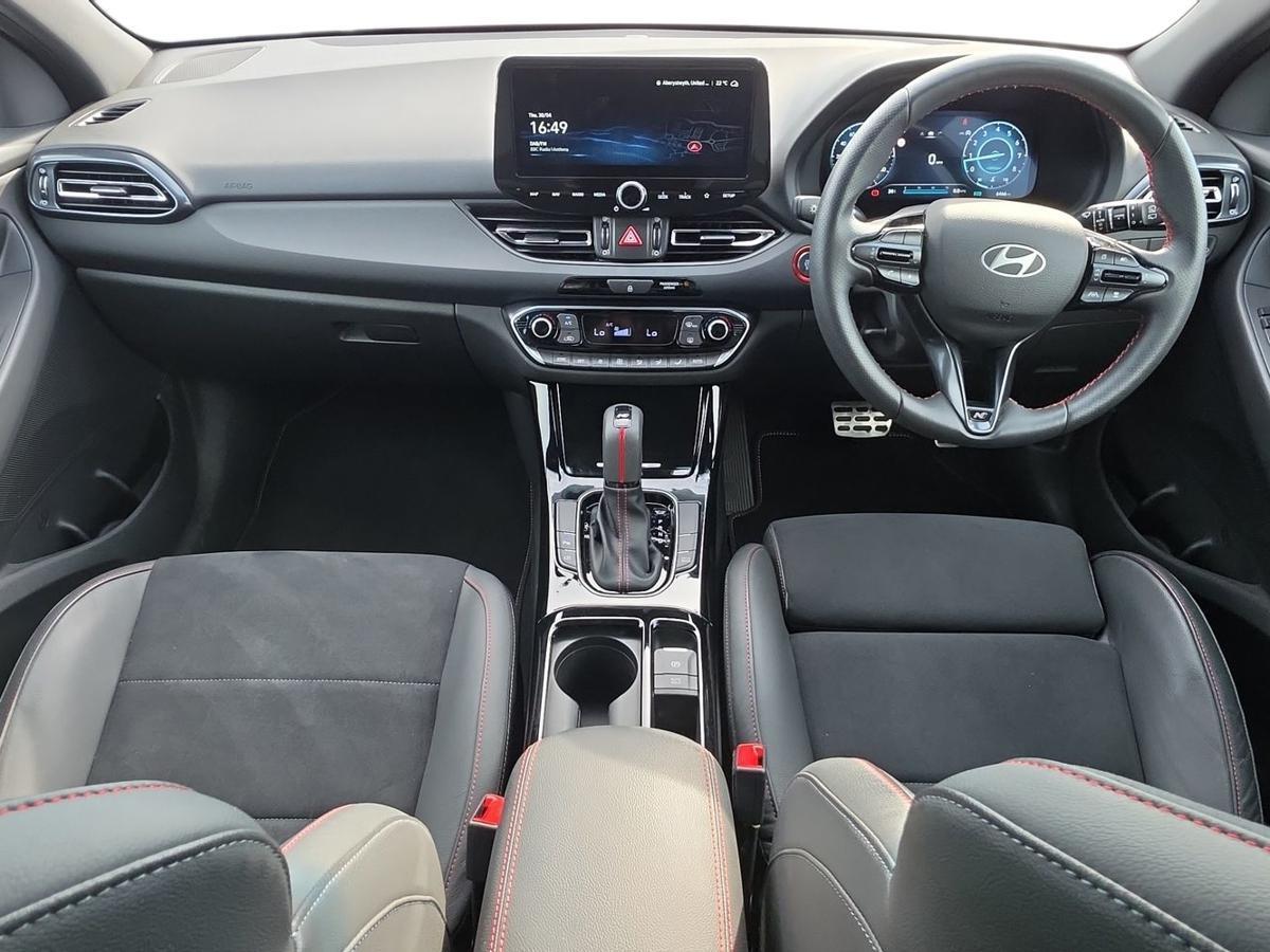 Hyundai i30 Photo at-eb033c35191040398e061d91d19ed351.jpg