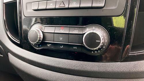 Mercedes-Benz Vito Photo at-eb0b47e44fc84ad493eef05df450b437.jpg