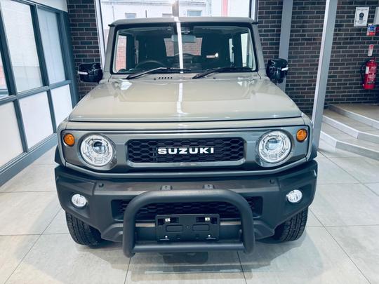 Suzuki Jimny Photo at-eb5029fa3e4247778e86b9e4d75c858c.jpg
