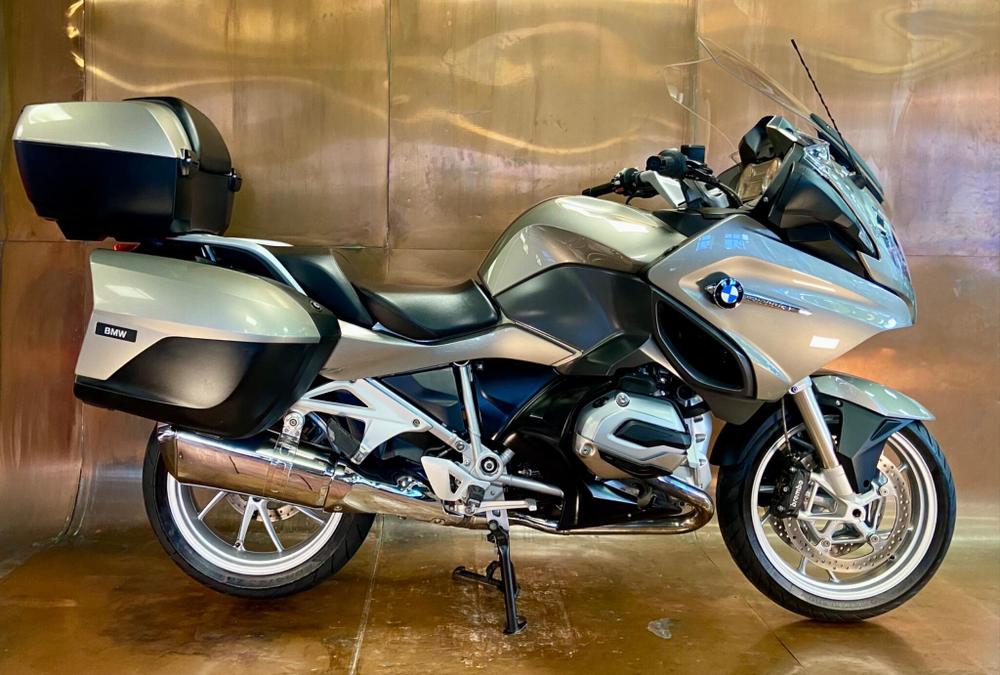 BMW R 1200 RT Photo at-eb95484f2c8942e3af0f655b24764399.jpg