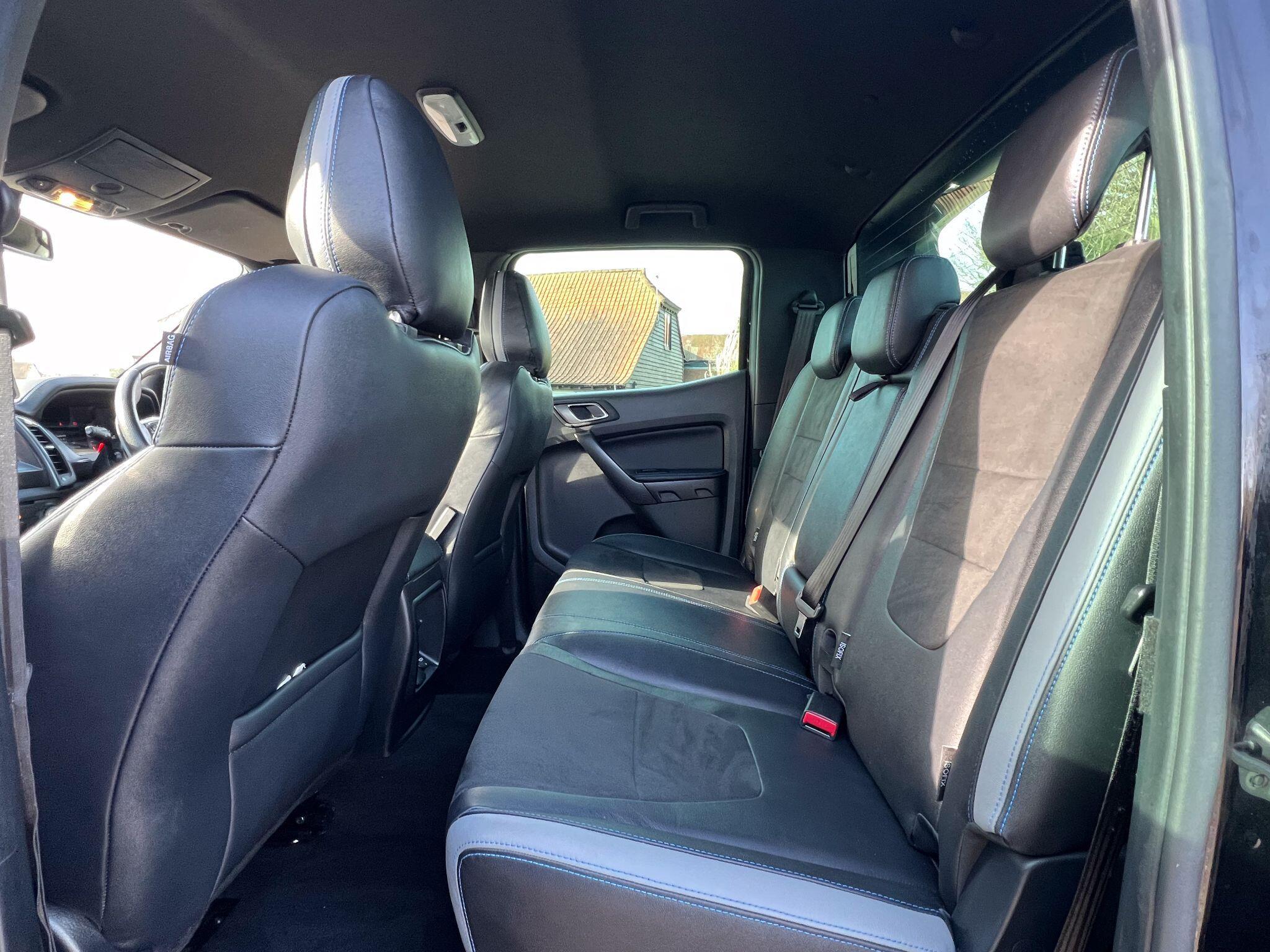 Ford Ranger 2.0 EcoBlue Raptor Auto 4WD Euro 6 (s/s) 4dr — photo 18