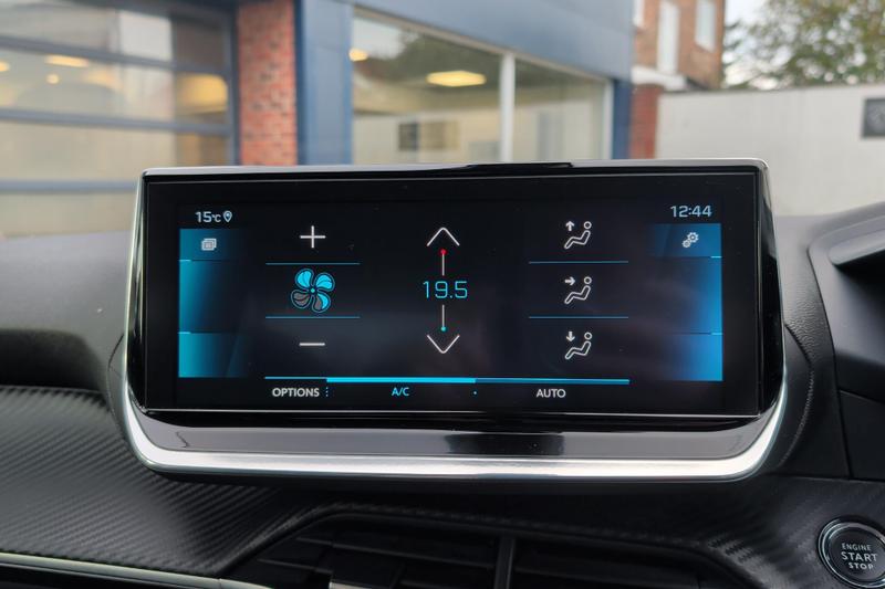 Used Peugeot 2008 YG70CVW 28