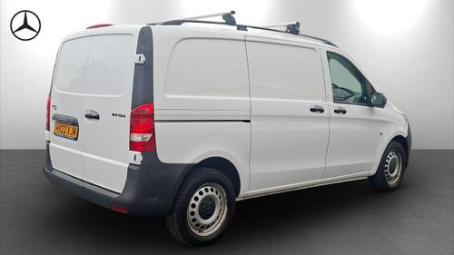 Mercedes-Benz Vito Photo at-ebe2e5a207624852b768f18050e99d35.jpg