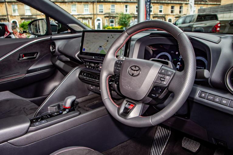 Used Toyota C-HR WO25TRV 13