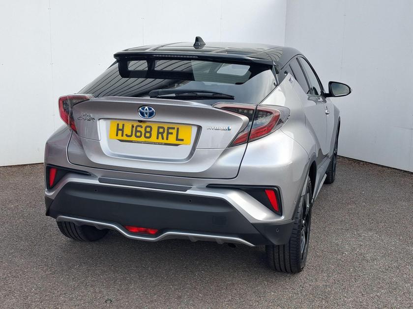 Toyota C-HR Photo at-ec18a388815a423597b273dd1f1b8e48.jpg