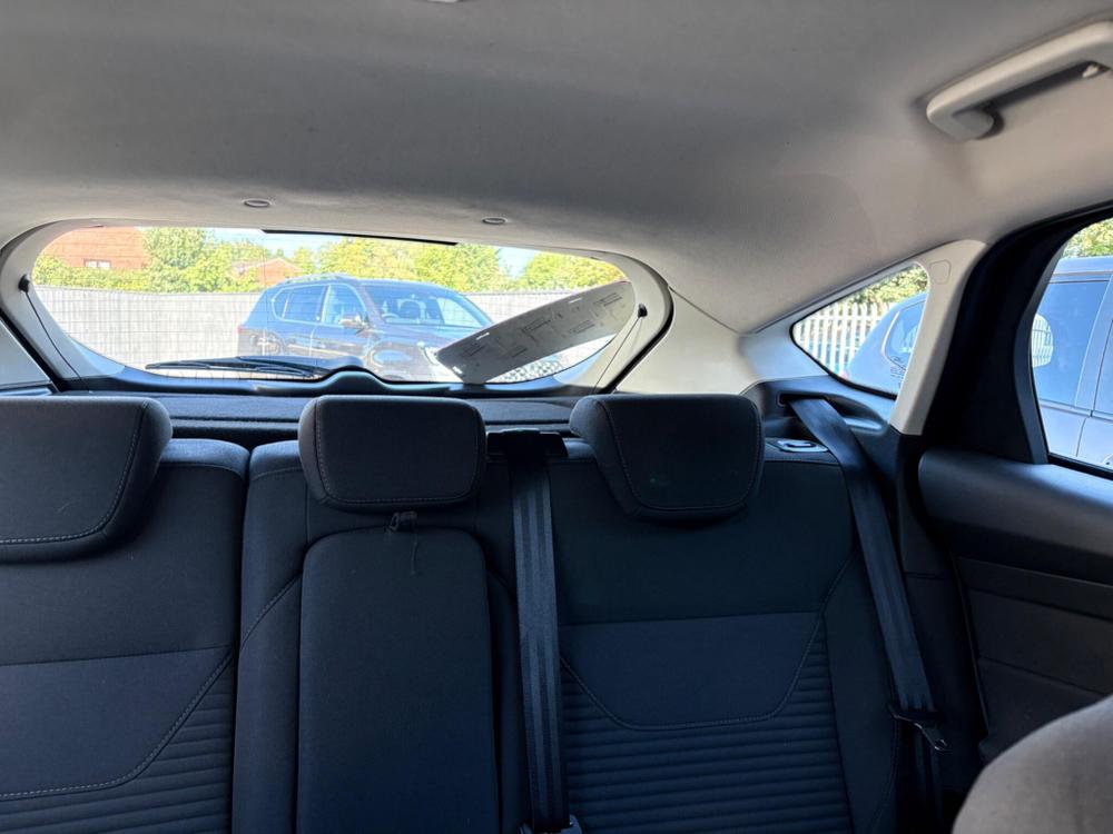 Ford Focus Photo at-ec26f12d2be141df8432fe2ffb61dce1.jpg
