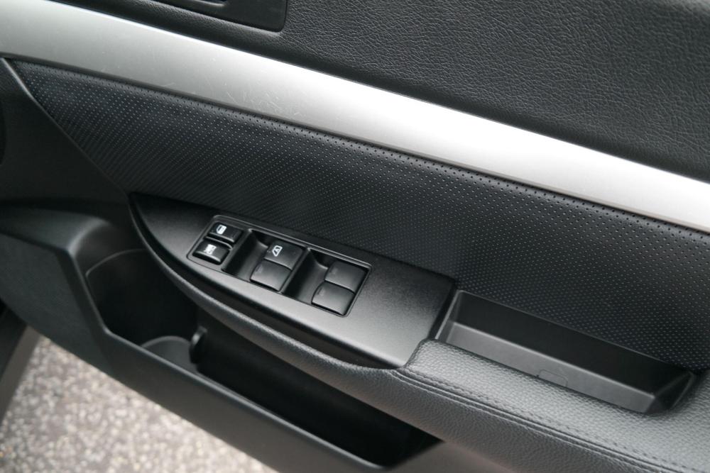 Subaru Outback Photo at-ec4a5049e03e4b6fb38c0a5828494cee.jpg