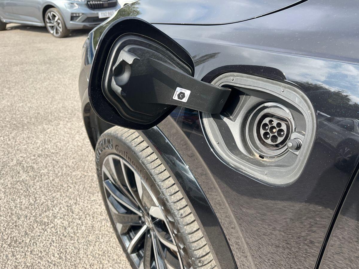 Volvo XC90 Photo 27