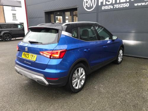 SEAT Arona Photo at-ec95d58bb39f413dba5dd5fc47be52ee.jpg