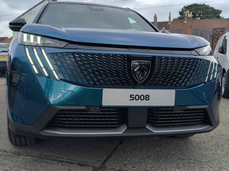Used Peugeot 5008 202609035684391 6