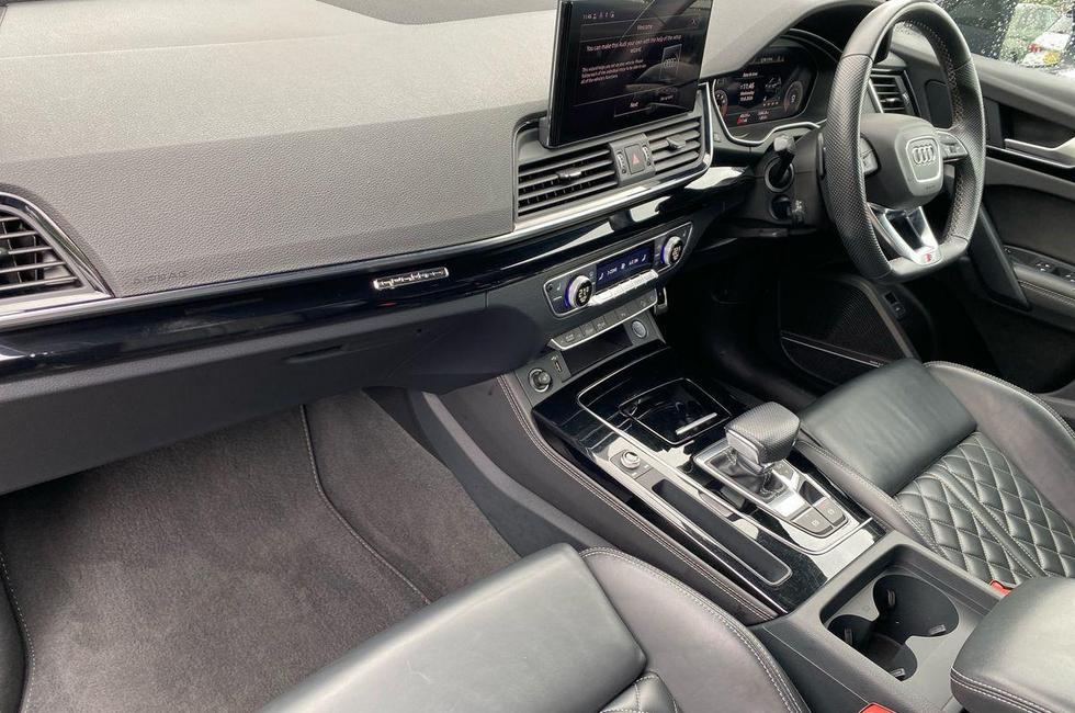Audi Q5 Photo at-ecb3b7d3573641e4874ec4bd85a45842.jpg