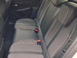 Peugeot E-208 Photo 23