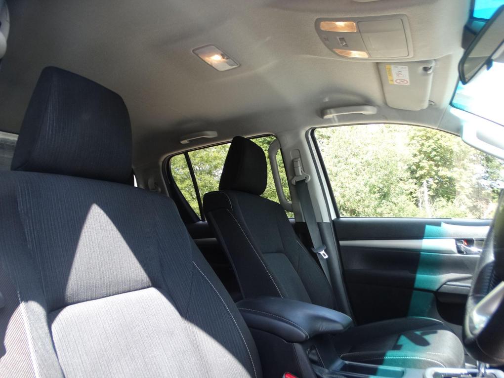 Used Toyota Hilux GC21BGZ 23