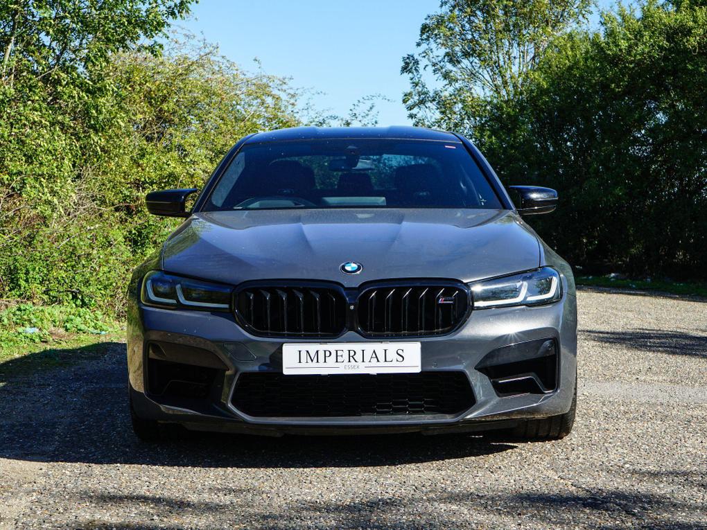 Used BMW M5 YG71ZNA 10