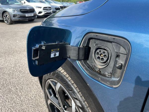 Kia Niro Photo at-ed8fde91377242ec932a3acfde2bb2ec.jpg