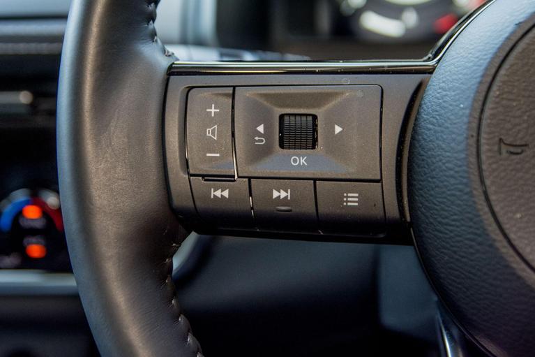 Used Nissan Qashqai WU26MKO 11