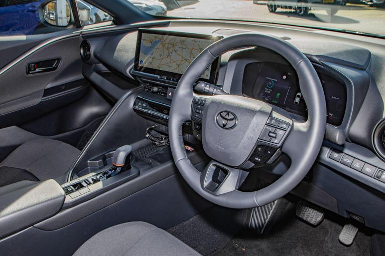 Used Toyota C-HR WU75FZC 12