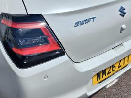 Suzuki Swift Photo 12