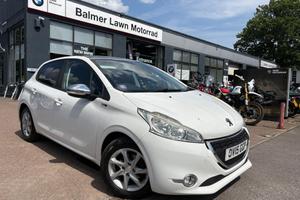 Used 2015 Peugeot 208 1.2 VTi PureTech Style Euro 6 5dr White at Balmer Lawn Group