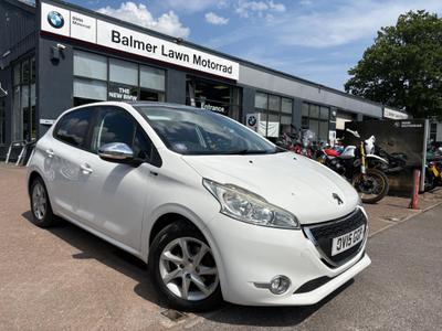 Used 2015 Peugeot 208 1.2 VTi PureTech Style Euro 6 5dr at Balmer Lawn Group