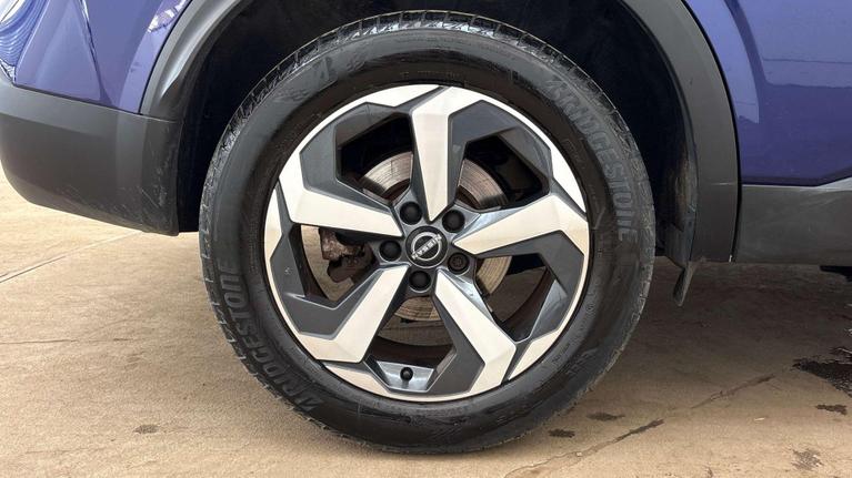 Used Nissan Qashqai BT24EOY 7