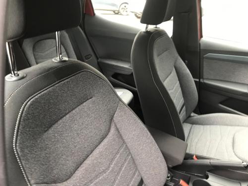 SEAT Arona Photo at-edfed218ce79406983168d0297c2d66f.jpg