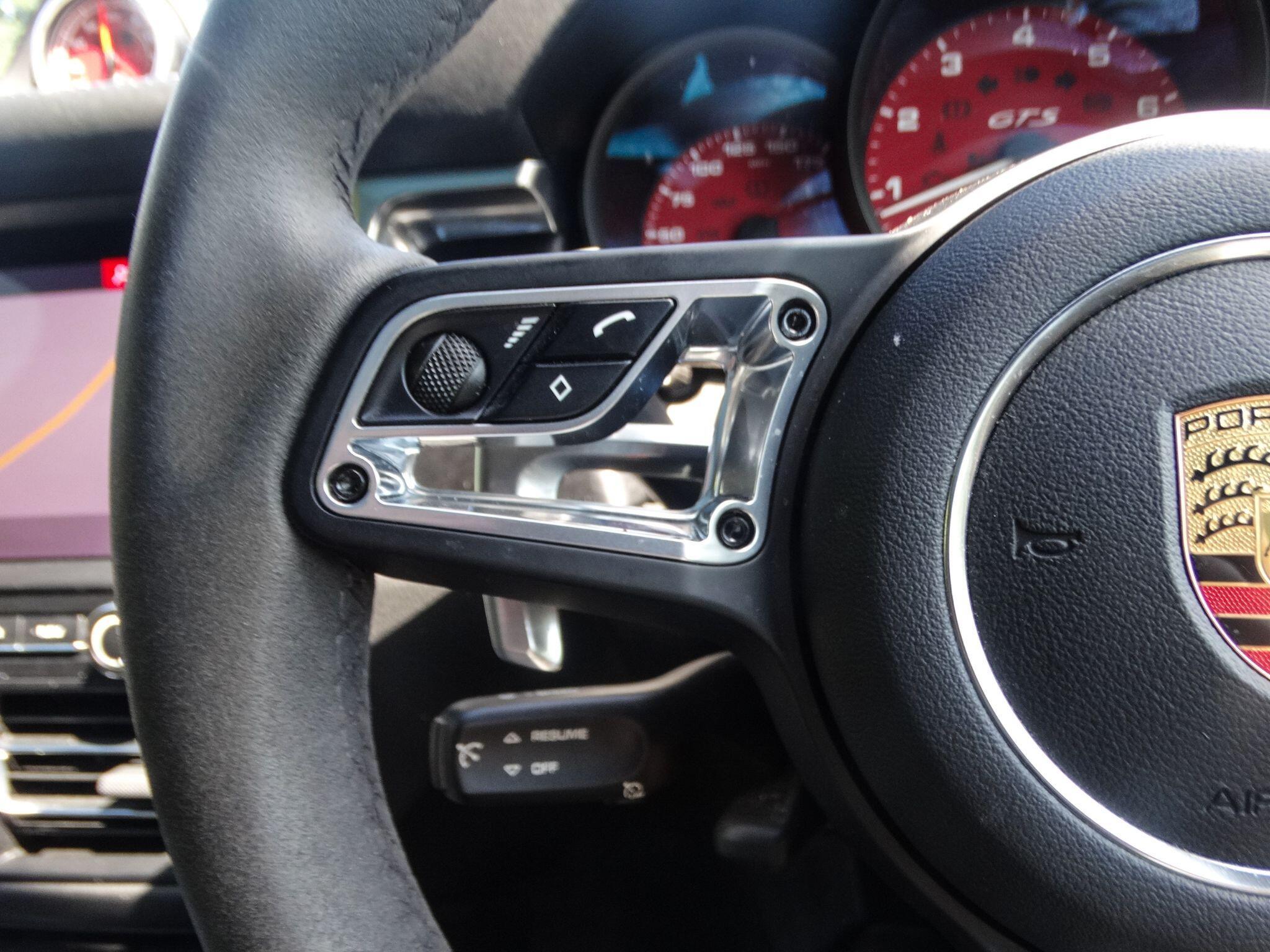 Porsche Macan 2.9T V6 GTS PDK 4WD Euro 6 (s/s) 5dr — photo 33