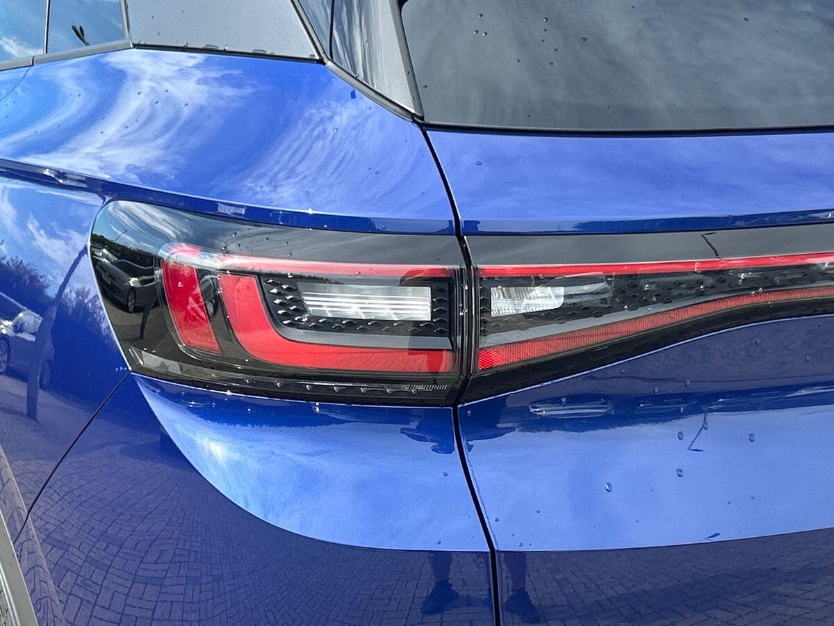 Volkswagen ID.4 Photo at-ee39c02e898a4f25bd4a9c2792b47186.jpg