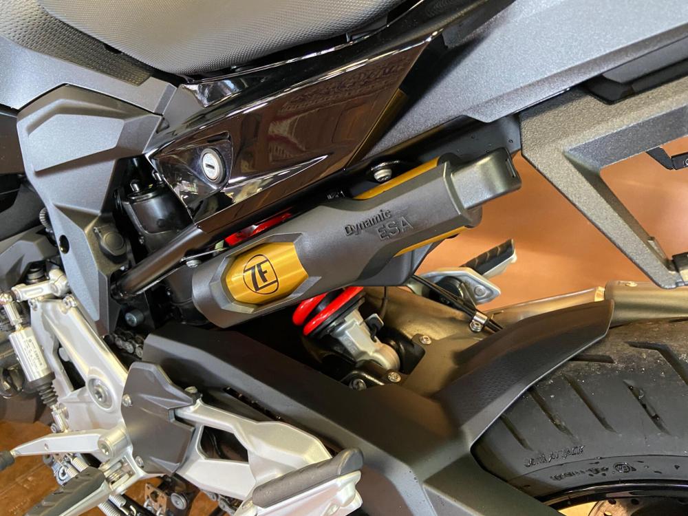 BMW F 900 XR Photo at-ee4017cd90a64d7cbc516284f67dc734.jpg