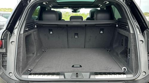 Land Rover Range Rover Sport Photo at-ee481449802e47b38d13292f1169adb0.jpg