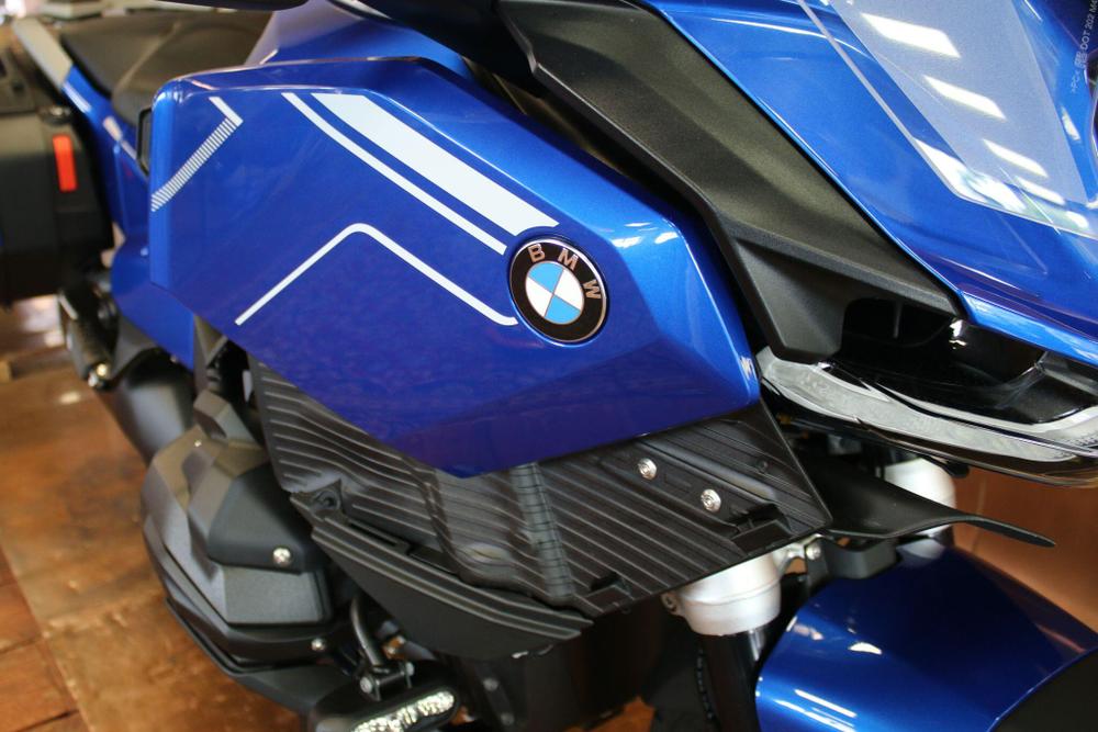 BMW R 1300 RT Photo at-ee491429b1f14d38937121ba3297566c.jpg