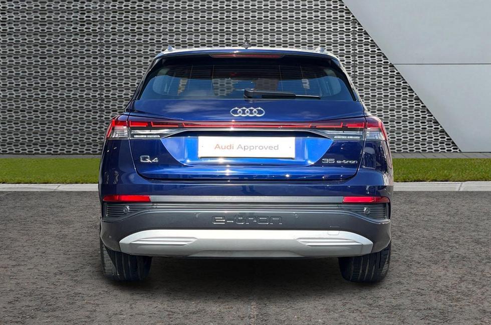 Audi Q4 Photo at-ee499aa598c64bb3afe04b6affdb7c5a.jpg