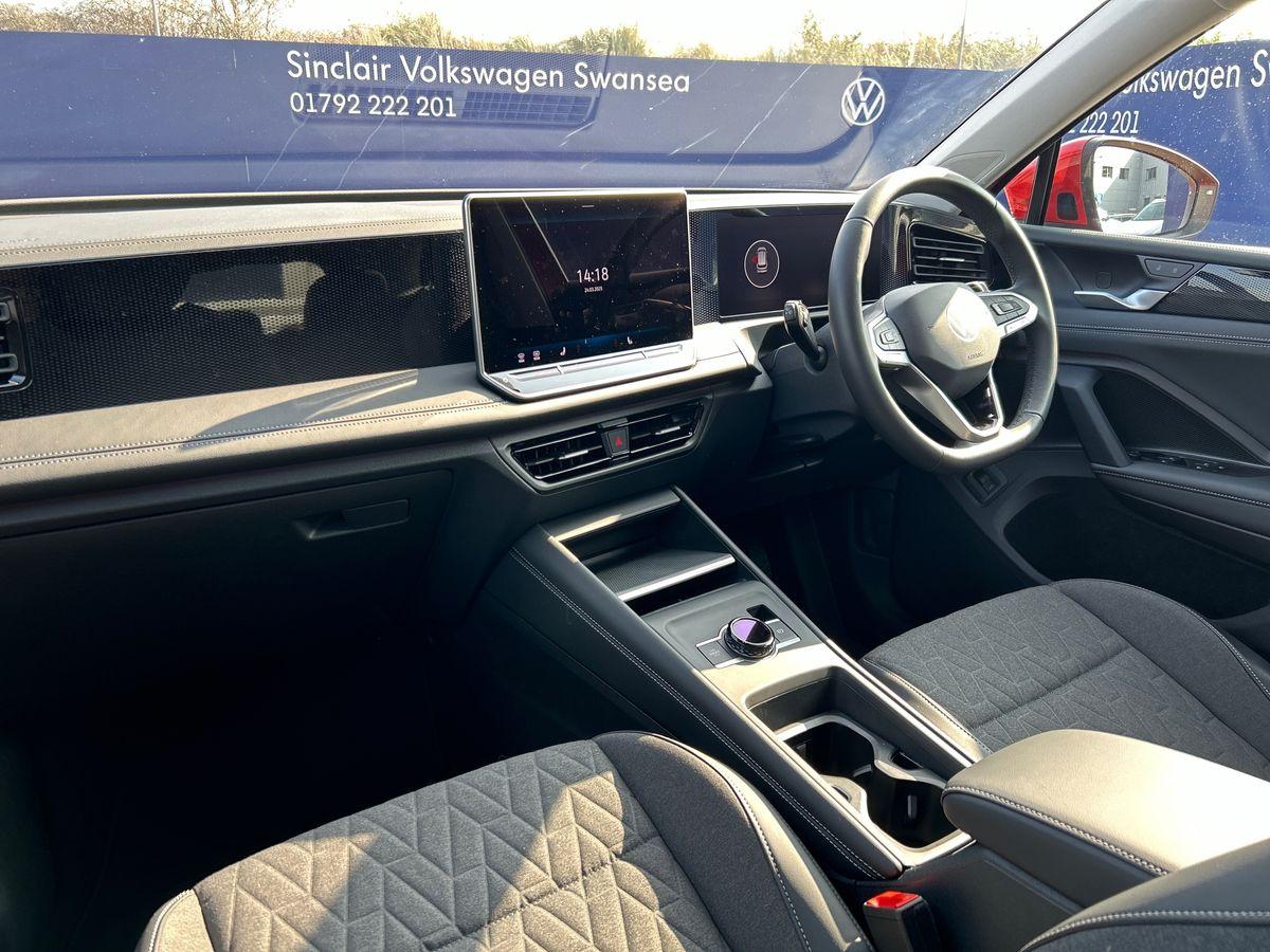 Volkswagen Tiguan Photo at-ee52459f351d495ab52c44f4df023752.jpg