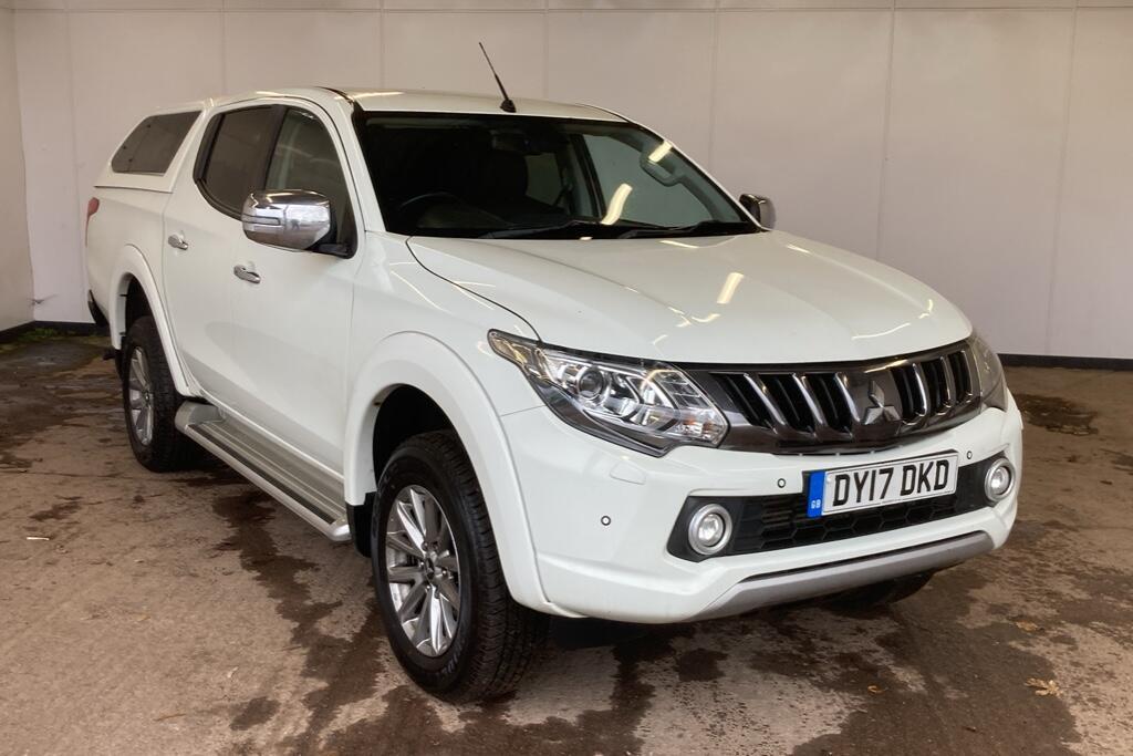 2017 MITSUBISHI L200