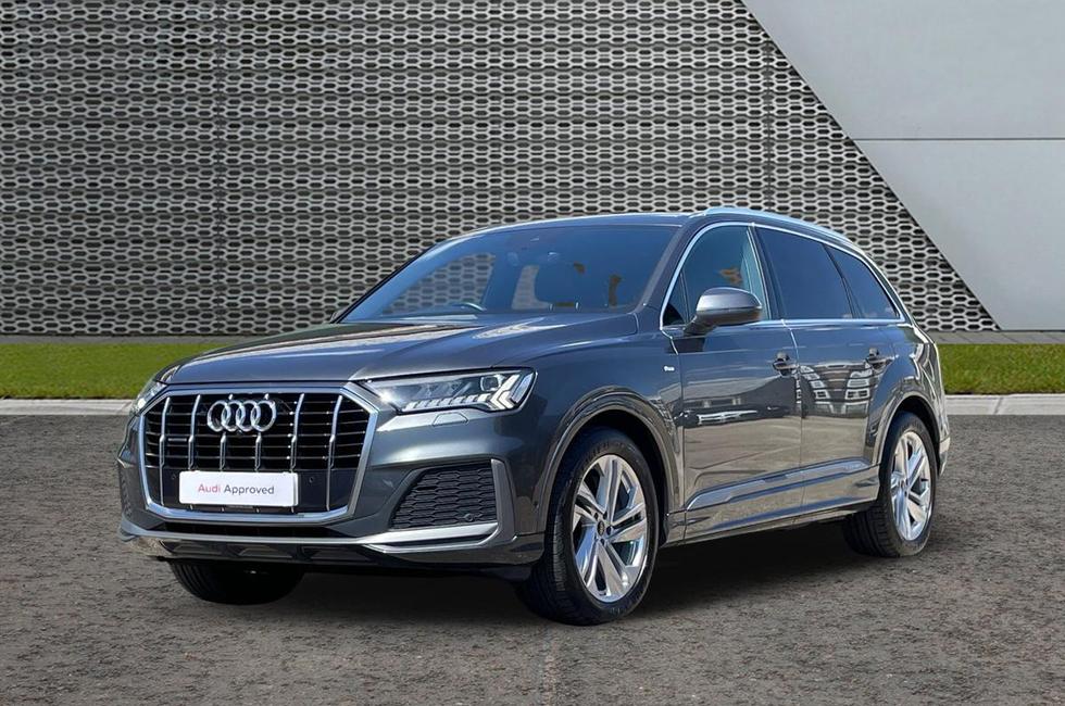 Audi Q7 Photo at-eebe261e22874db1af539bc566048723.jpg