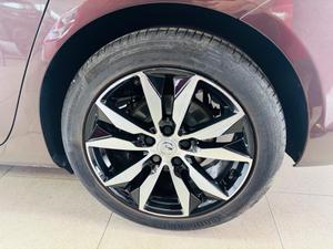 Vauxhall Insignia Photo 16