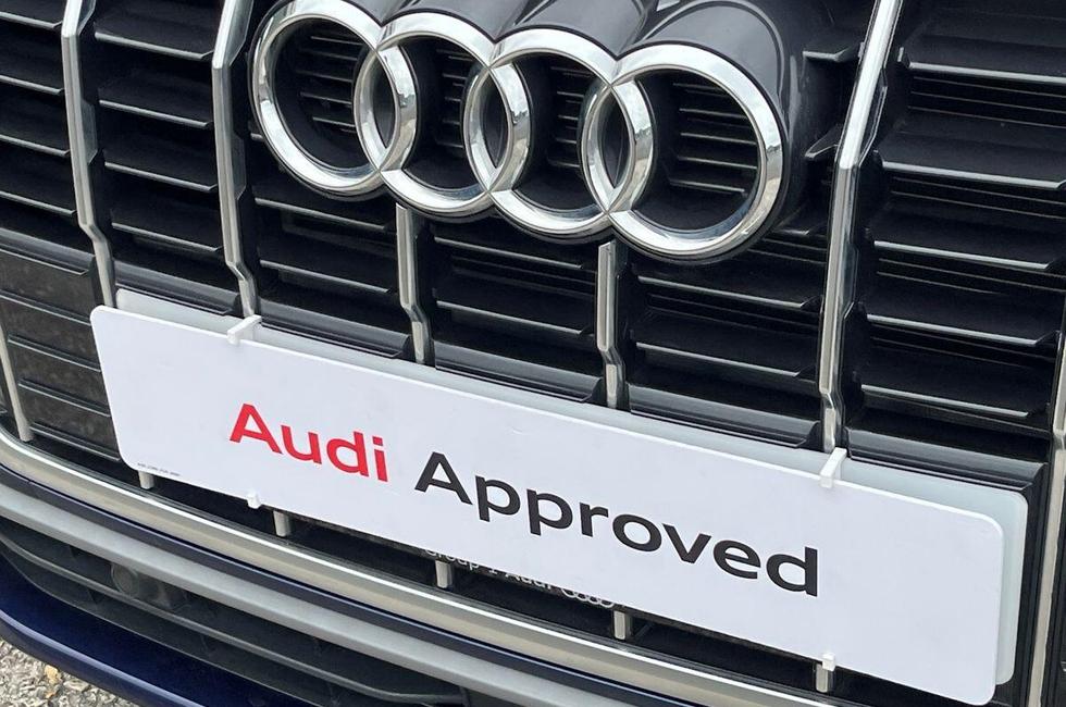 Audi Q3 Photo at-eec64c2a8f60430e969df9fb8dd02002.jpg