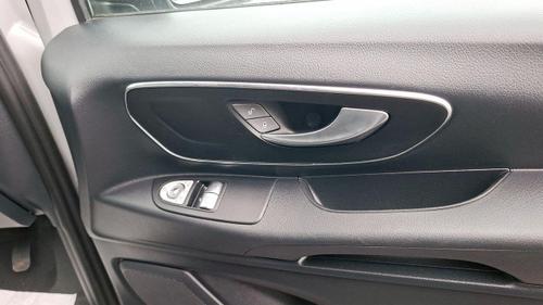 Mercedes-Benz Vito Photo at-eedad8e6692741a6be0fe6e320261f01.jpg
