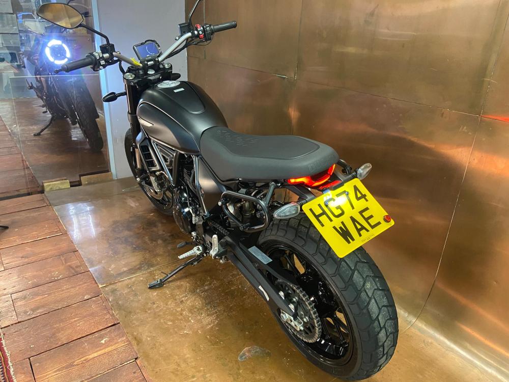 Ducati Scrambler 800 Photo at-eef5e1dd9fa04478a7698152c8995310.jpg
