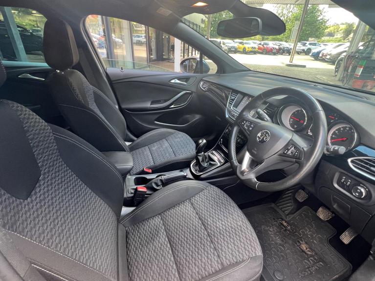 Used Vauxhall Astra BU67DKN 24